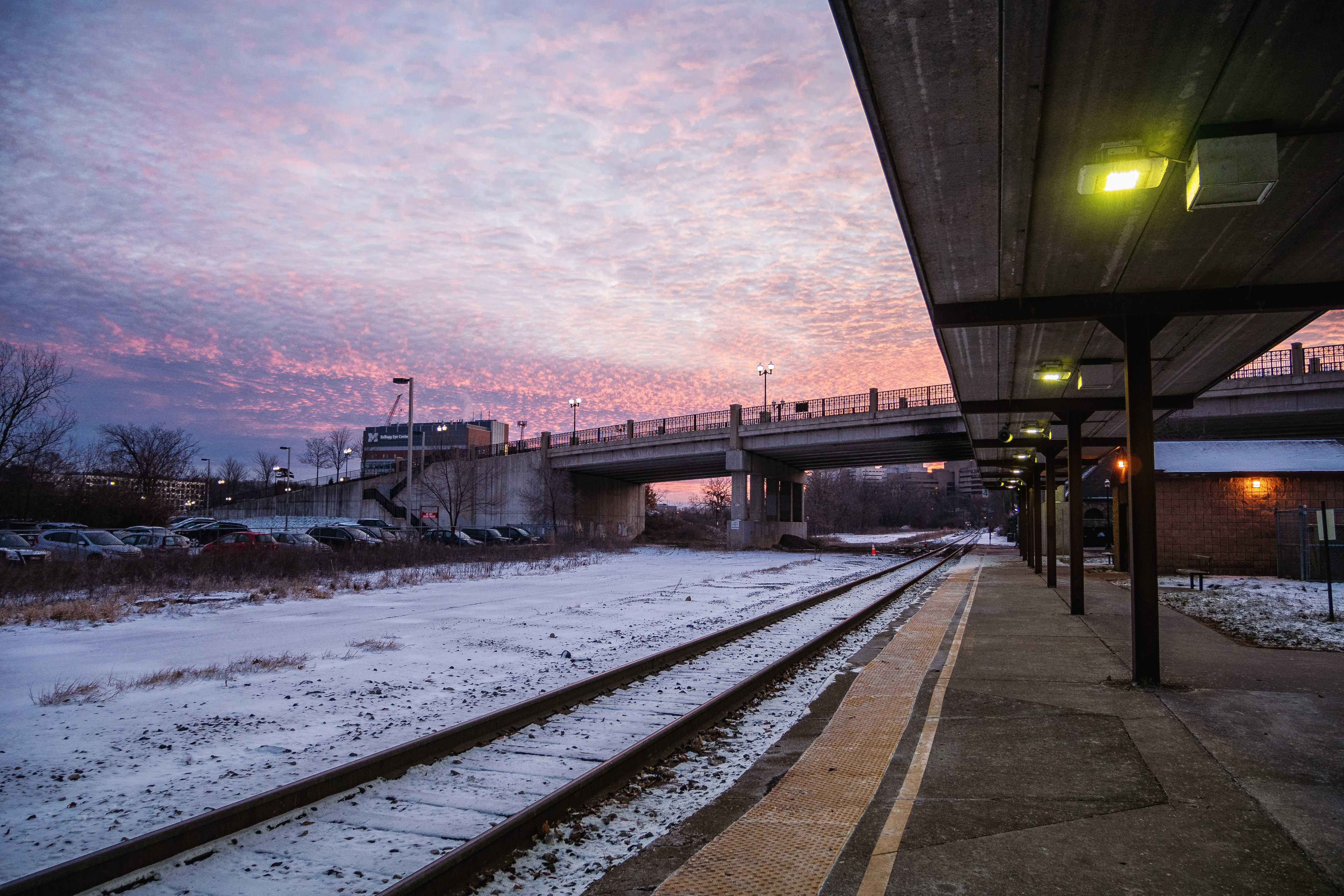 清晨的安娜堡车站